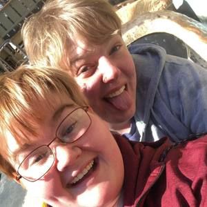 Meet your Posher, Dannielle